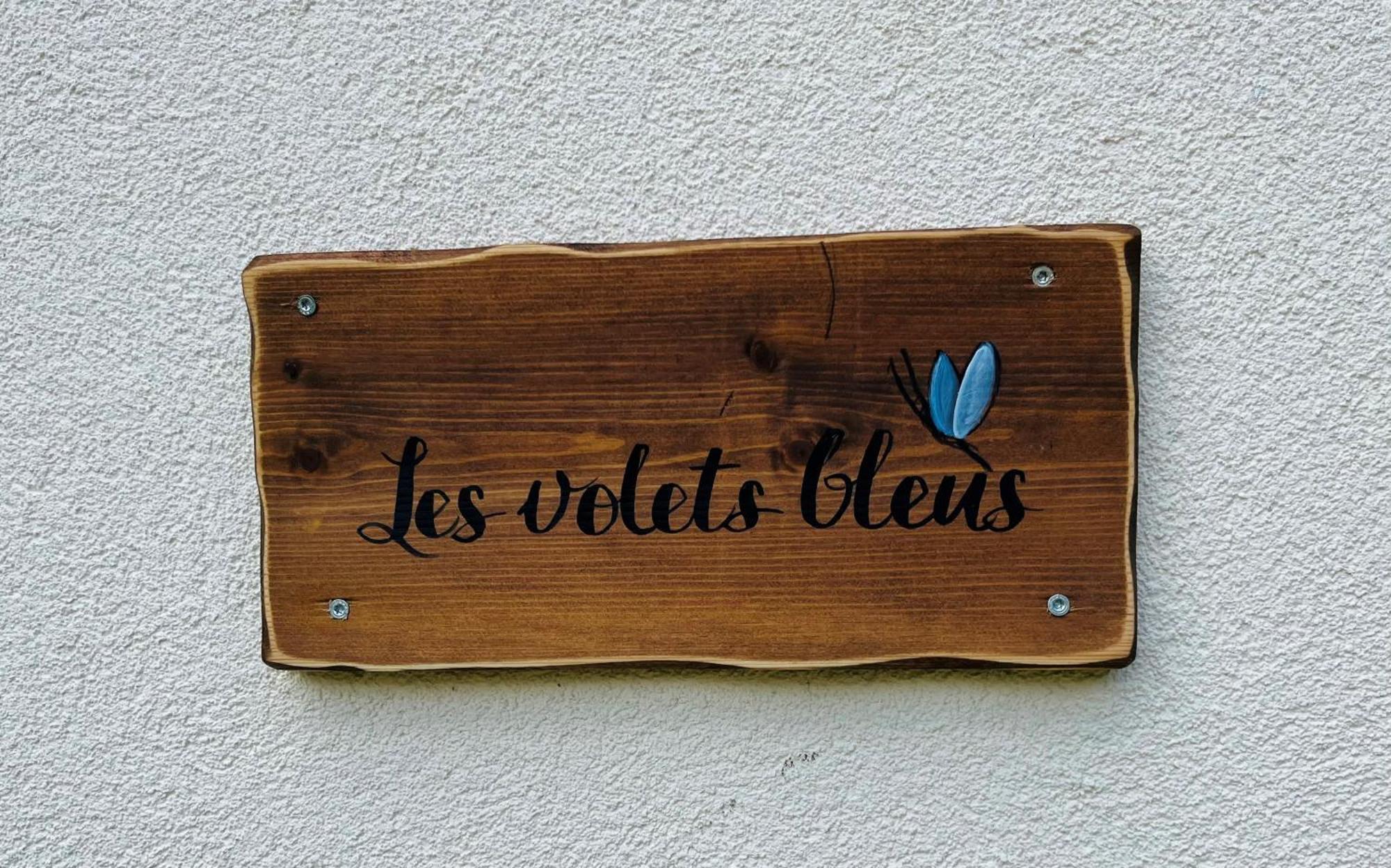 Les Volets Bleus Villa Parmain Eksteriør bilde